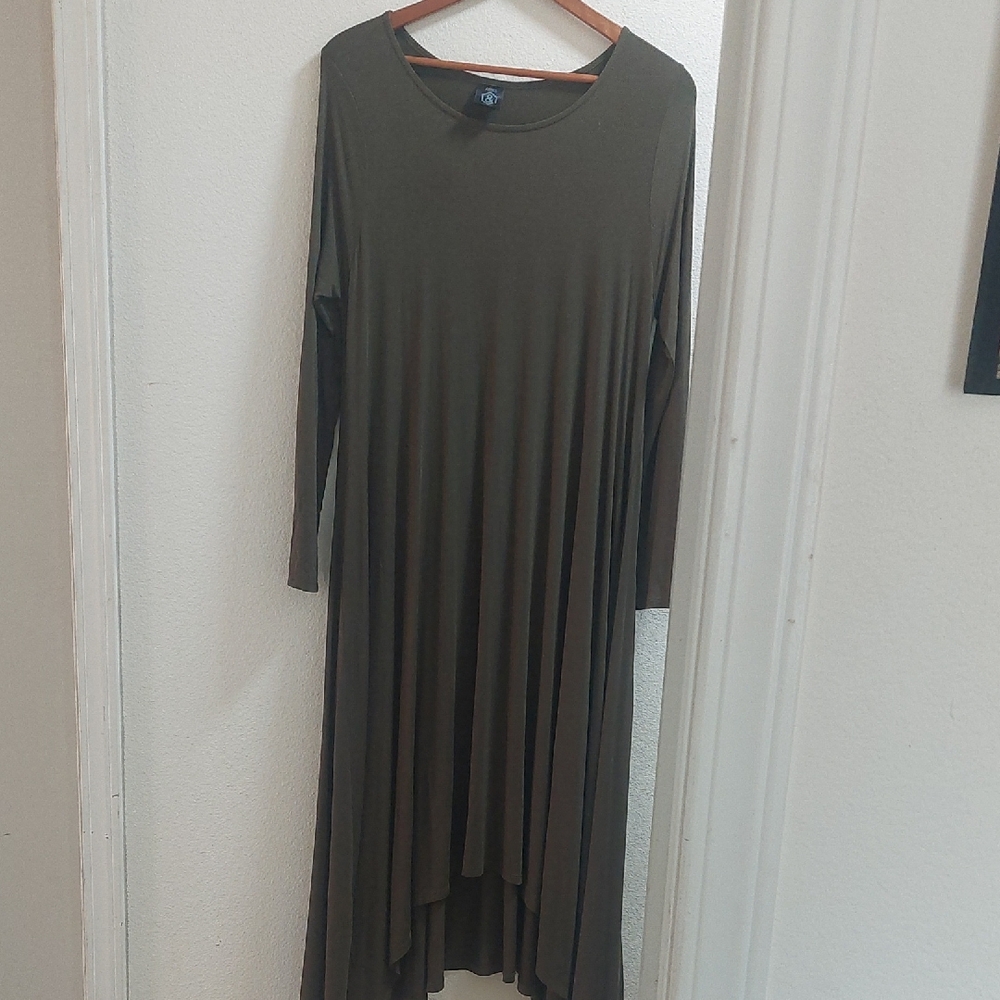 Agnes & Dora Long Sleeve Dress in Deep Olive